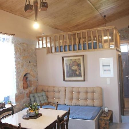 Laini Guest Houses Kouloukouthiana 外观 照片