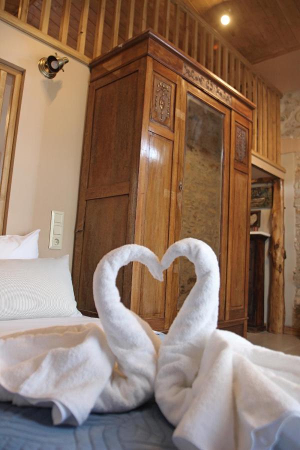 Laini Guest Houses Kouloukouthiana 外观 照片