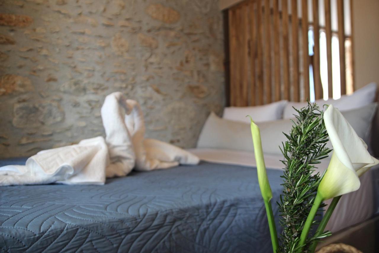Laini Guest Houses Kouloukouthiana 外观 照片