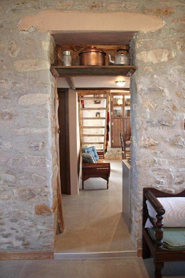 Laini Guest Houses Kouloukouthiana 外观 照片