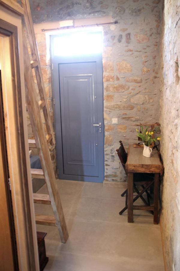 Laini Guest Houses Kouloukouthiana 外观 照片