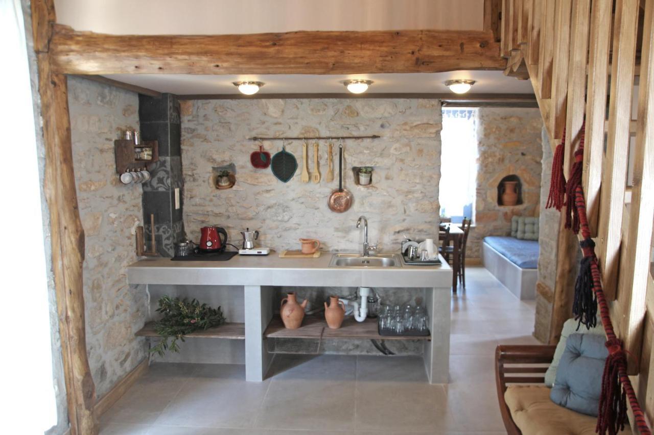 Laini Guest Houses Kouloukouthiana 外观 照片