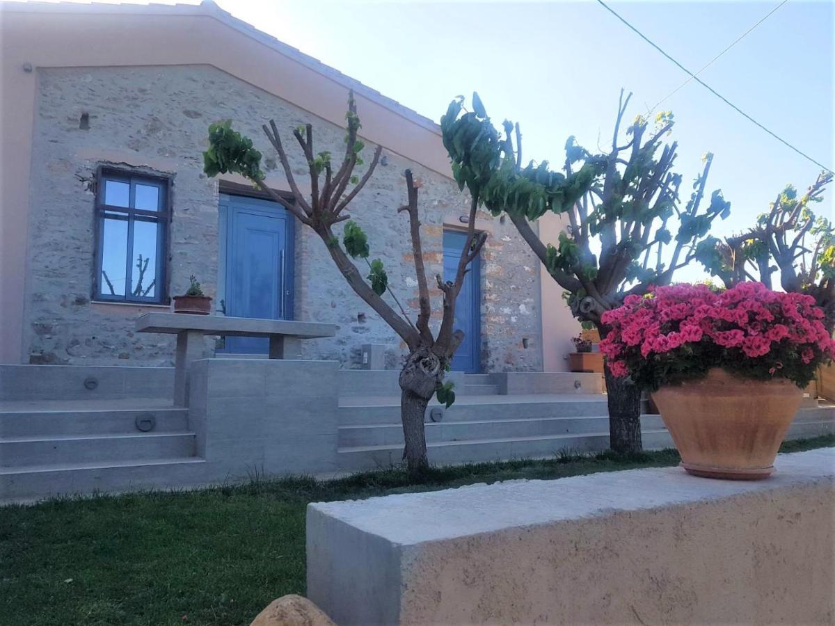 Laini Guest Houses Kouloukouthiana 外观 照片