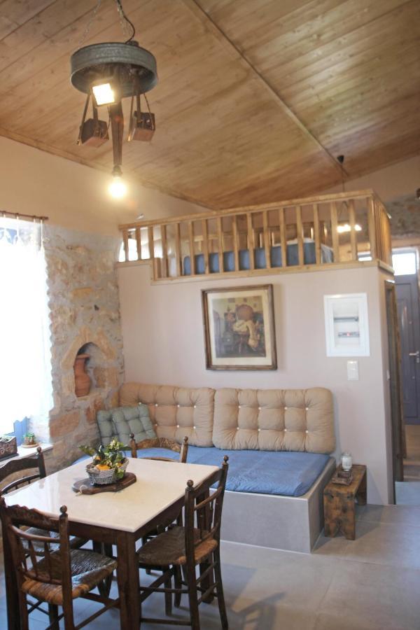 Laini Guest Houses Kouloukouthiana 外观 照片